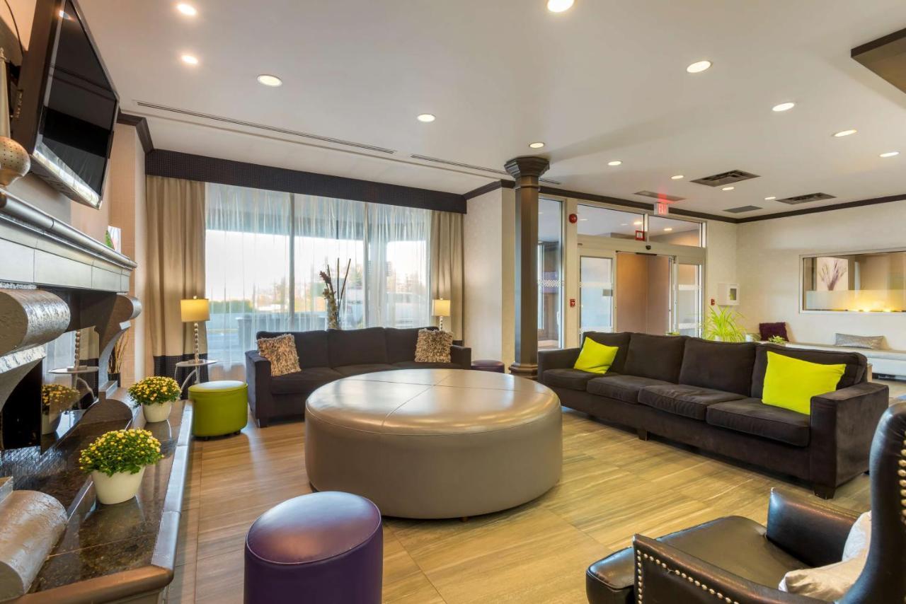 Best Western Plus Village Park Inn Calgary Zewnętrze zdjęcie